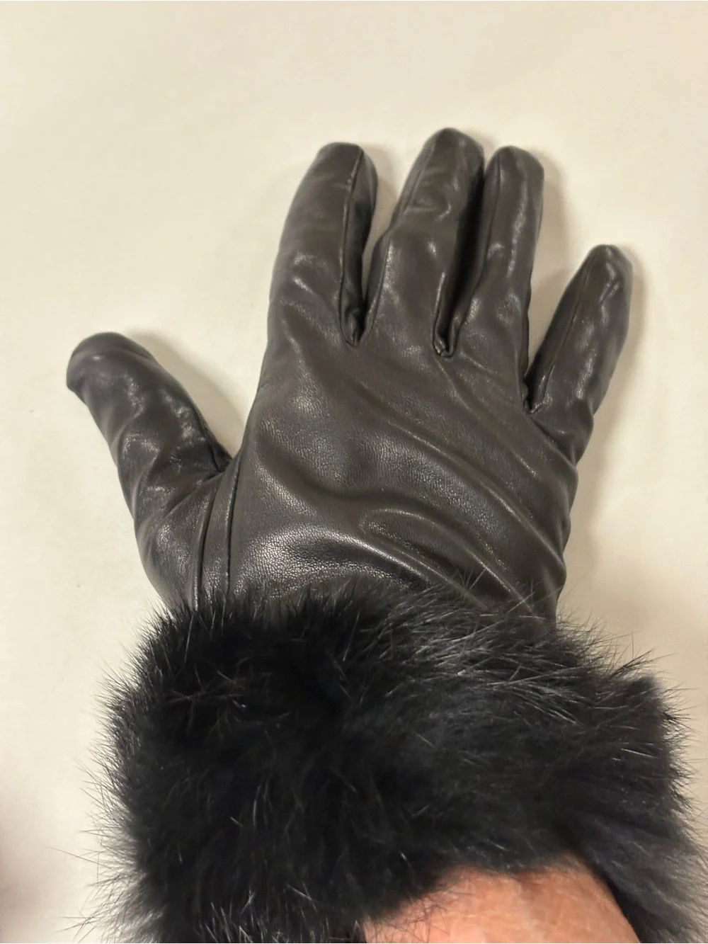 Black Leather Gloves with Faux Fur Cuff - Women Accessories Size 7 (Med)